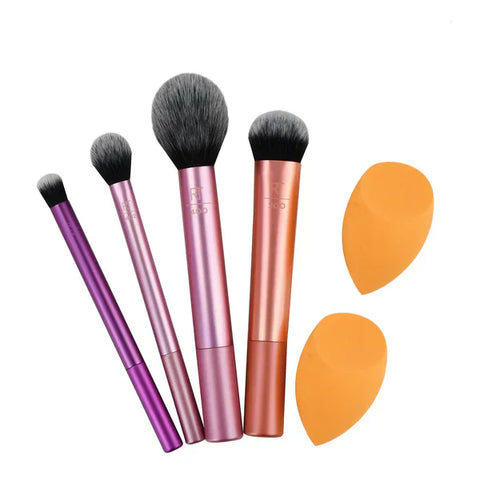 Real Techniques Everyday Essentials Makeup Brush Set with Bonus Miracle Complexion Sponge